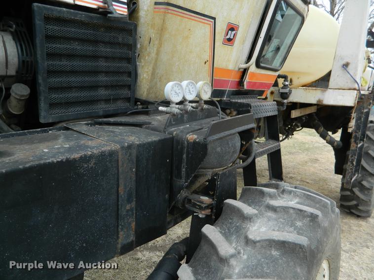 image for item K2702 1991 Wilmar self-propelled sprayer