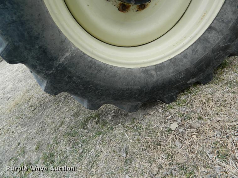 image for item K2702 1991 Wilmar self-propelled sprayer