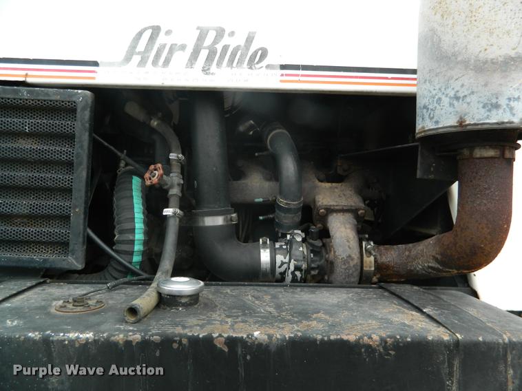 image for item K2702 1991 Wilmar self-propelled sprayer