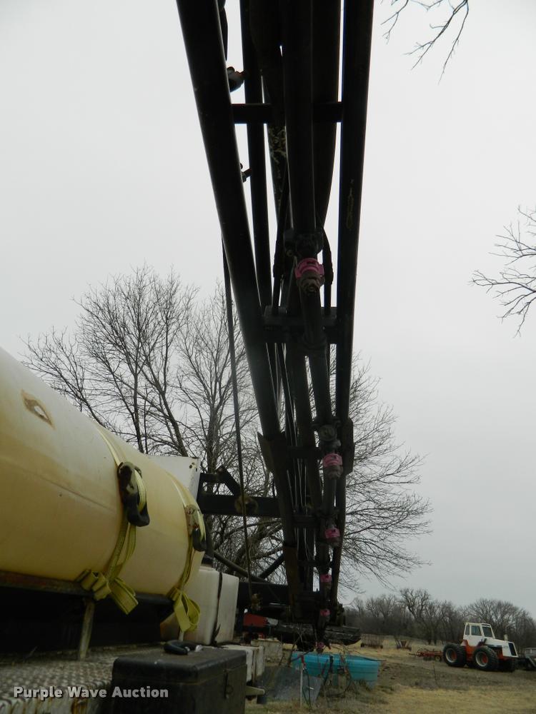 image for item K2702 1991 Wilmar self-propelled sprayer