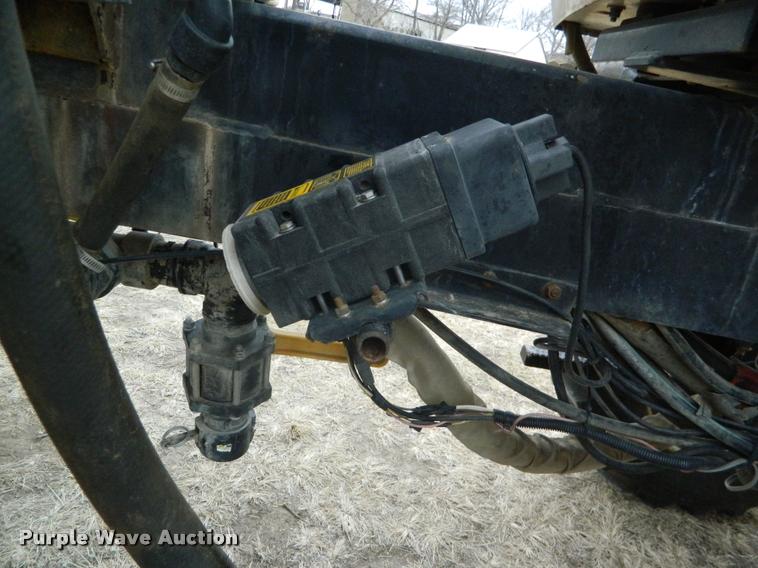 image for item K2702 1991 Wilmar self-propelled sprayer