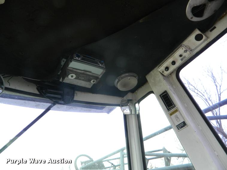 image for item K2702 1991 Wilmar self-propelled sprayer