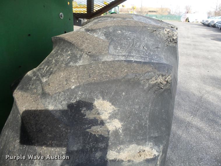 image for item K3326 2001 John Deere 6410 tractor