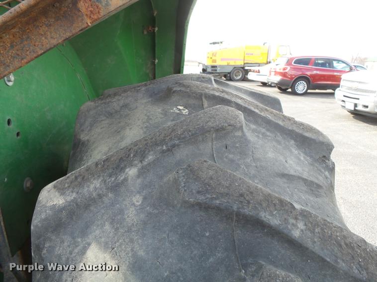 image for item K3326 2001 John Deere 6410 tractor