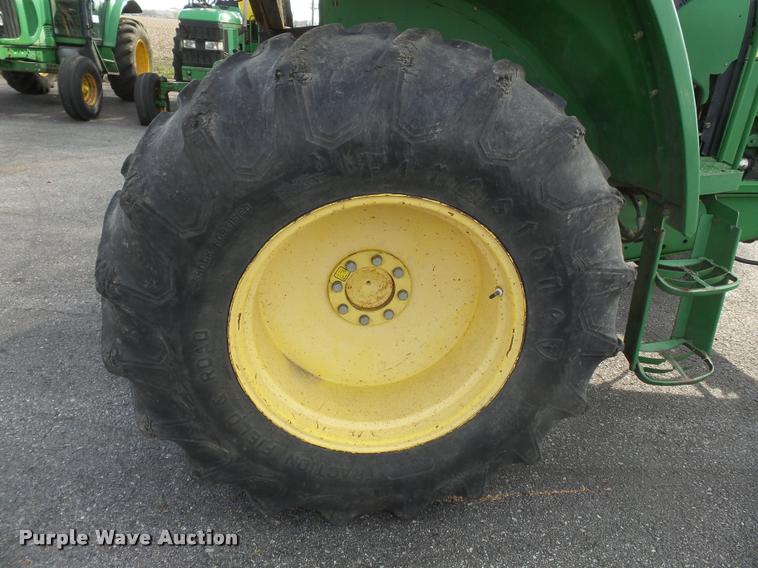 image for item K3326 2001 John Deere 6410 tractor