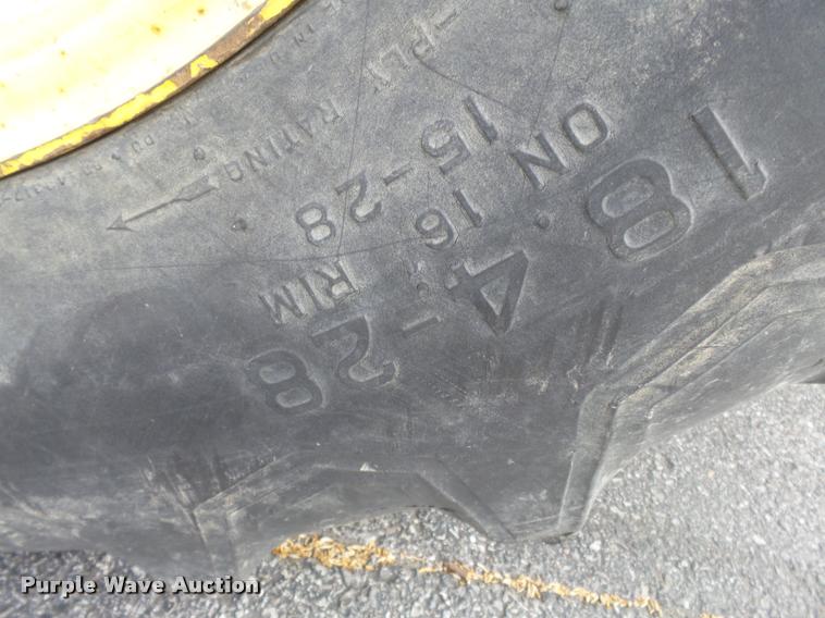 image for item K3326 2001 John Deere 6410 tractor