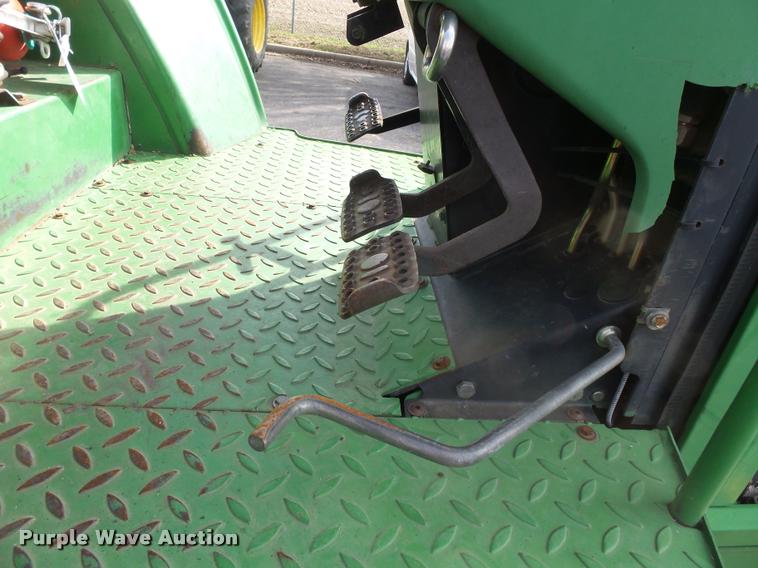 image for item K3326 2001 John Deere 6410 tractor