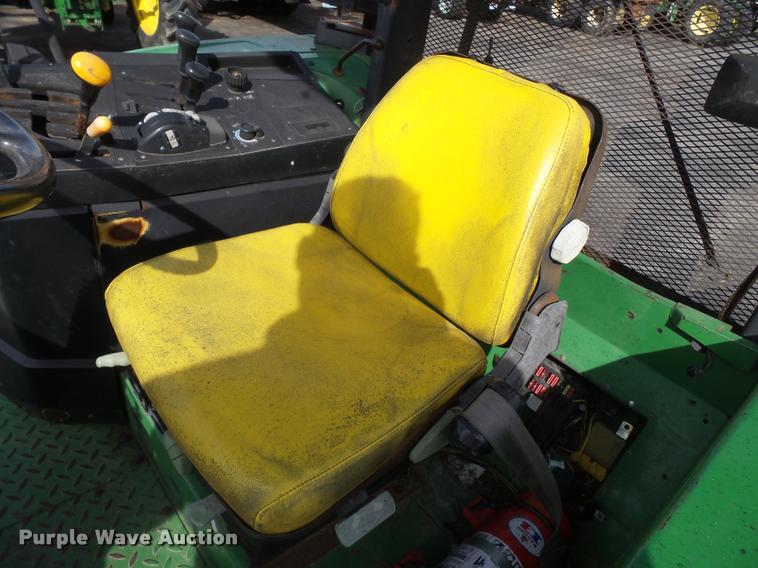 image for item K3326 2001 John Deere 6410 tractor