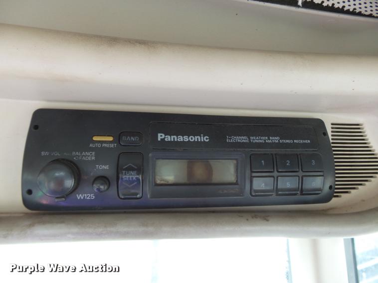 image for item K3327 2003 John Deere 6420 tractor