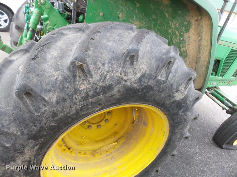image for item K3328 2001 John Deere 6410 tractor