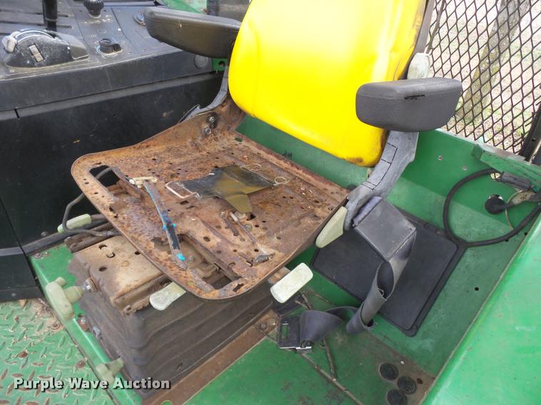 image for item K3328 2001 John Deere 6410 tractor