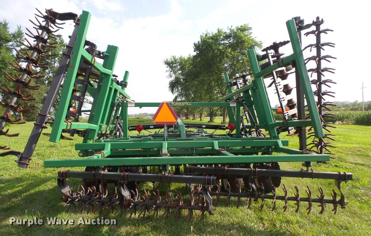 image for item K4647 Great Plains Turbo-Till 2200 vertical tillage