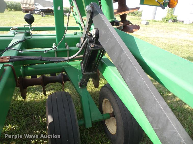 image for item K4647 Great Plains Turbo-Till 2200 vertical tillage
