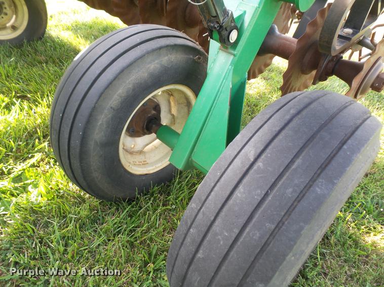 image for item K4647 Great Plains Turbo-Till 2200 vertical tillage