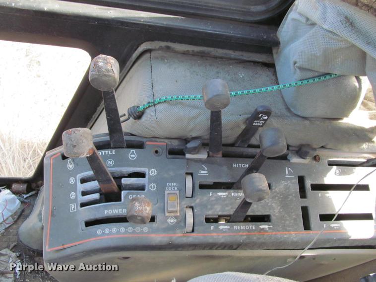 image for item K4981 1983 Case 2394 tractor