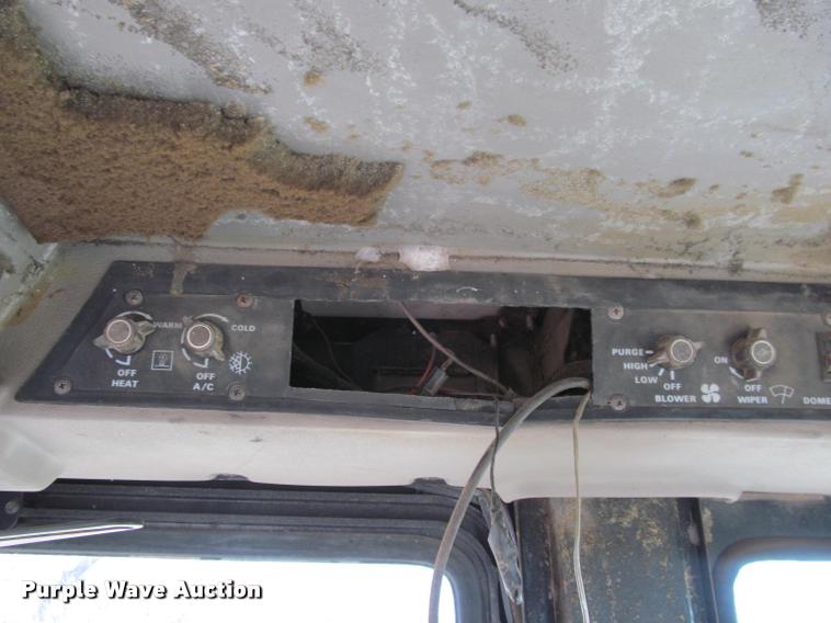 image for item K4981 1983 Case 2394 tractor