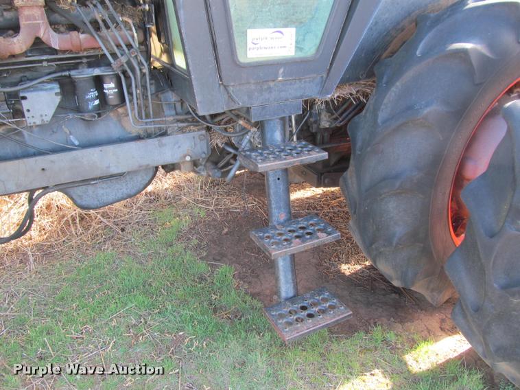 image for item K4981 1983 Case 2394 tractor