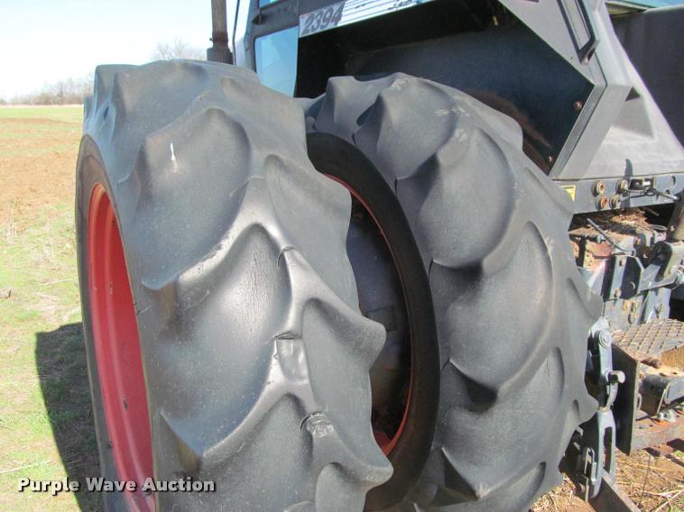 image for item K4981 1983 Case 2394 tractor