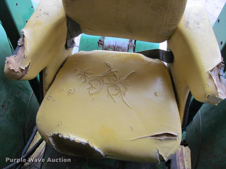 image for item K4991 1965 John Deere 4010 tractor