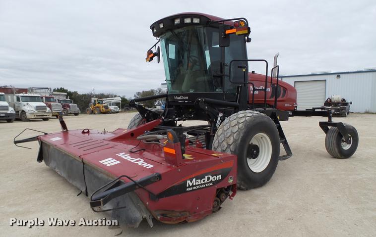 image for item L1626 2013 MacDon M205 self-propelled windrower