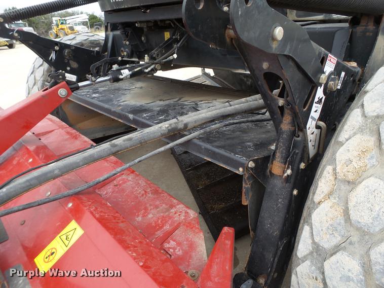 image for item L1626 2013 MacDon M205 self-propelled windrower