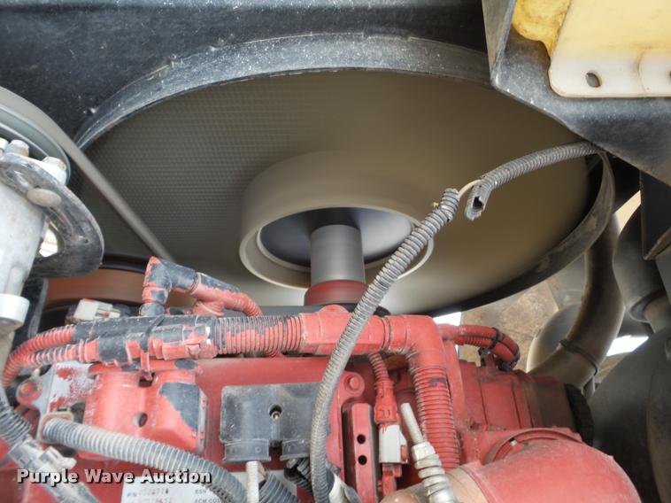 image for item L1626 2013 MacDon M205 self-propelled windrower