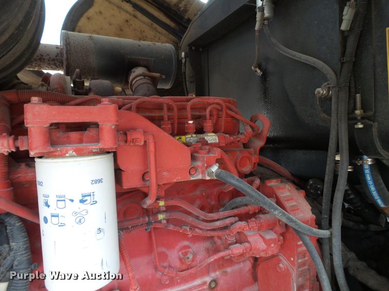 image for item L1626 2013 MacDon M205 self-propelled windrower