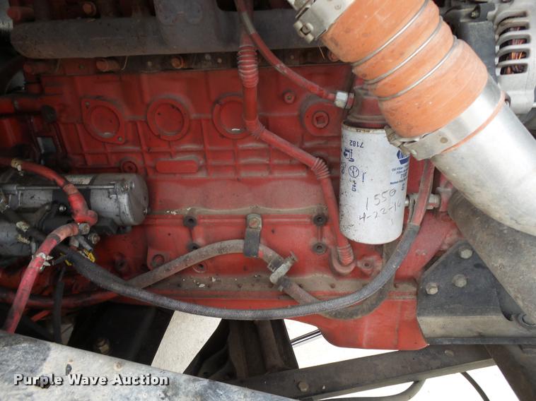 image for item L1626 2013 MacDon M205 self-propelled windrower