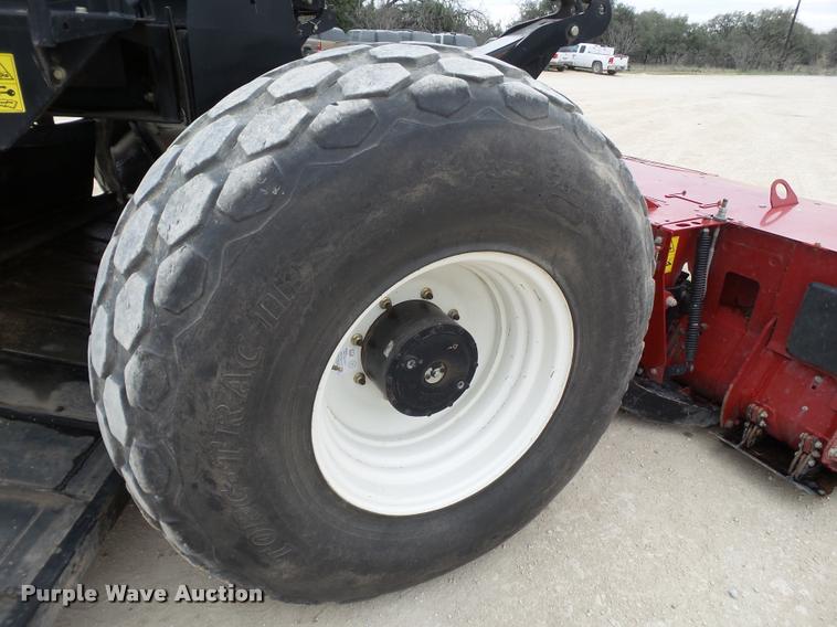 image for item L1626 2013 MacDon M205 self-propelled windrower