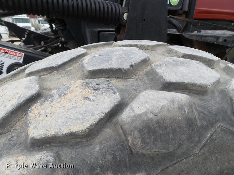 image for item L1626 2013 MacDon M205 self-propelled windrower