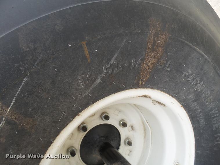 image for item L1626 2013 MacDon M205 self-propelled windrower