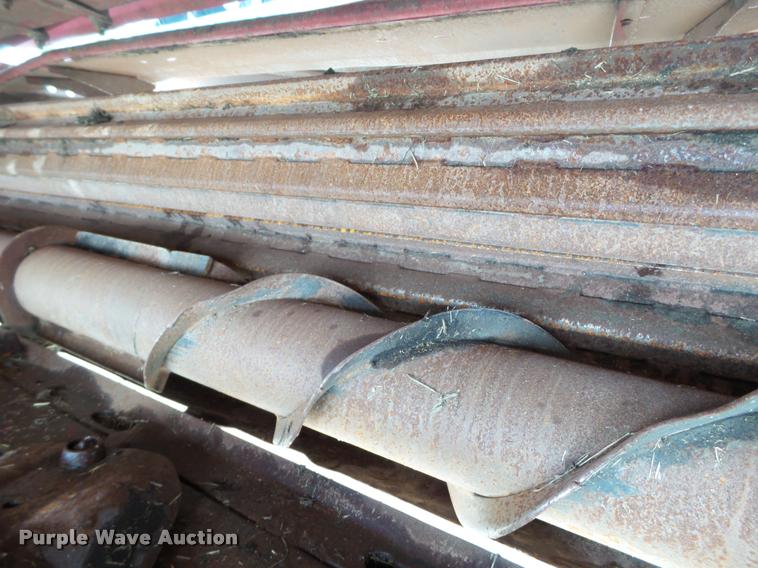 image for item L1626 2013 MacDon M205 self-propelled windrower