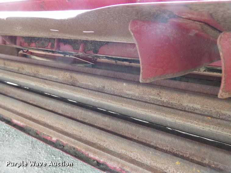 image for item L1627 2012 MacDon M205 self-propelled windrower