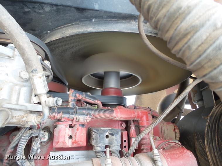 image for item L1627 2012 MacDon M205 self-propelled windrower