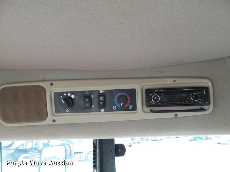 image for item L1627 2012 MacDon M205 self-propelled windrower