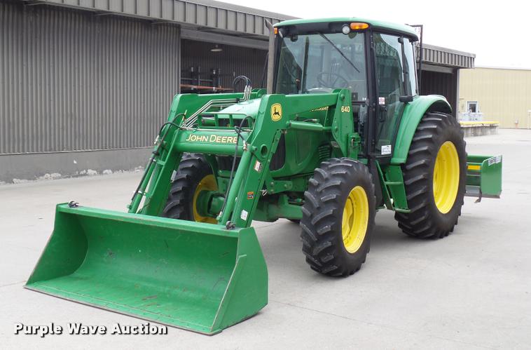 image for item L4633 2004 John Deere 6415 MFWD tractor