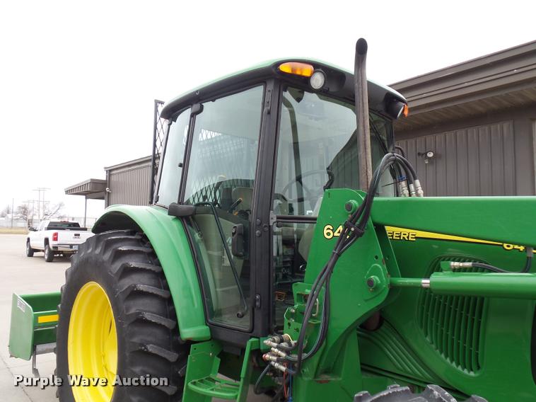 image for item L4633 2004 John Deere 6415 MFWD tractor