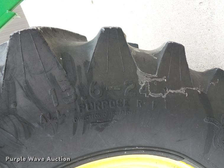 image for item L4633 2004 John Deere 6415 MFWD tractor