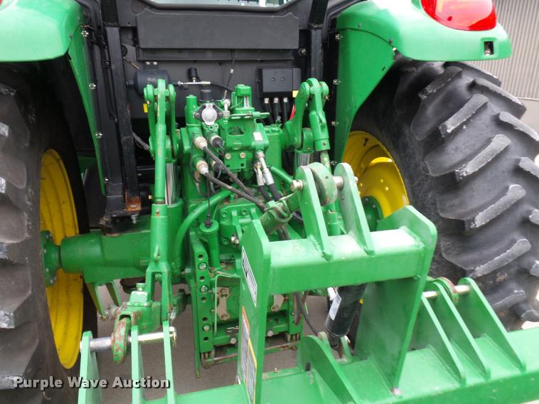 image for item L4633 2004 John Deere 6415 MFWD tractor