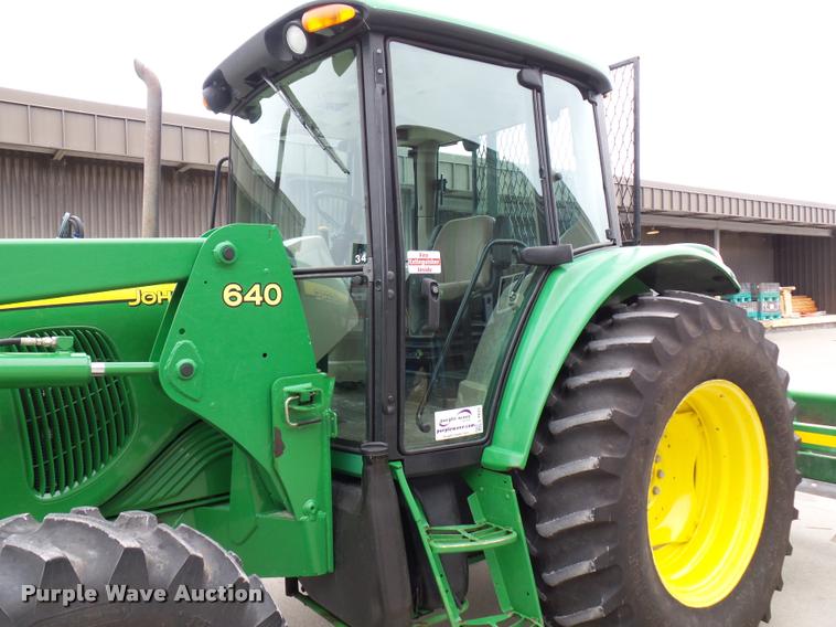 image for item L4633 2004 John Deere 6415 MFWD tractor