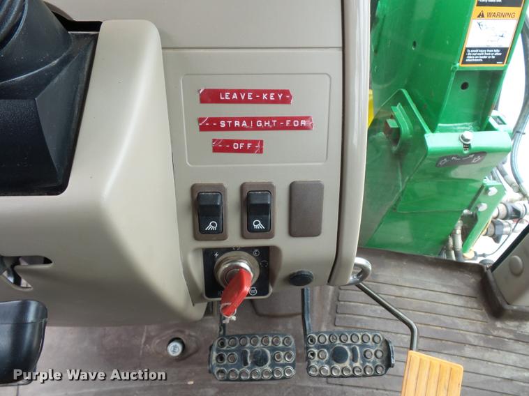 image for item L4633 2004 John Deere 6415 MFWD tractor