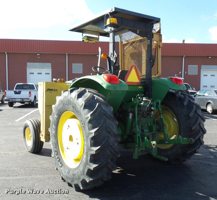 image for item L4646 2002 John Deere 6420 tractor