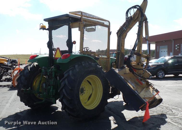 image for item L4646 2002 John Deere 6420 tractor