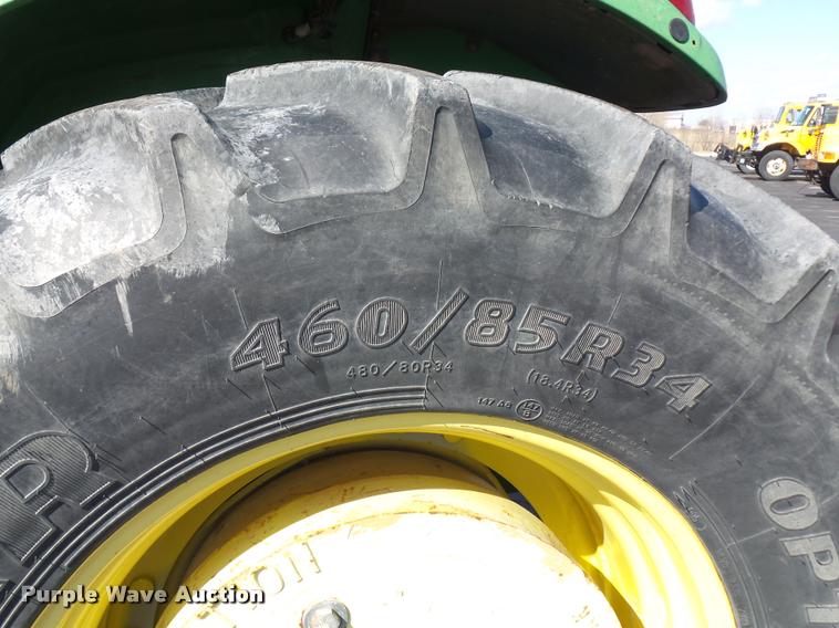 image for item L4646 2002 John Deere 6420 tractor