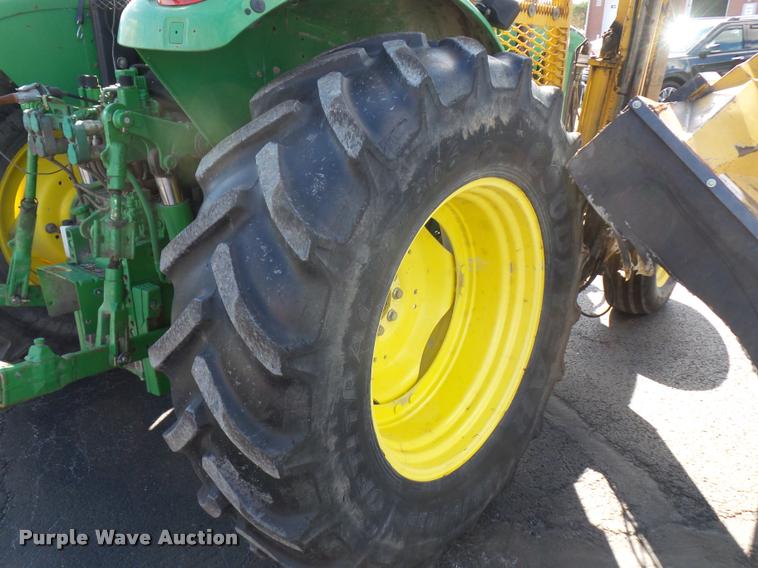 image for item L4646 2002 John Deere 6420 tractor