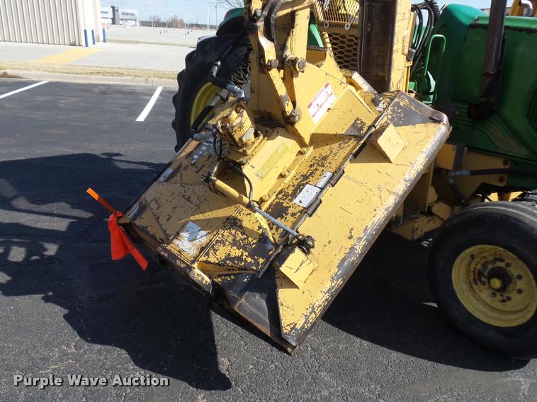 image for item L4646 2002 John Deere 6420 tractor