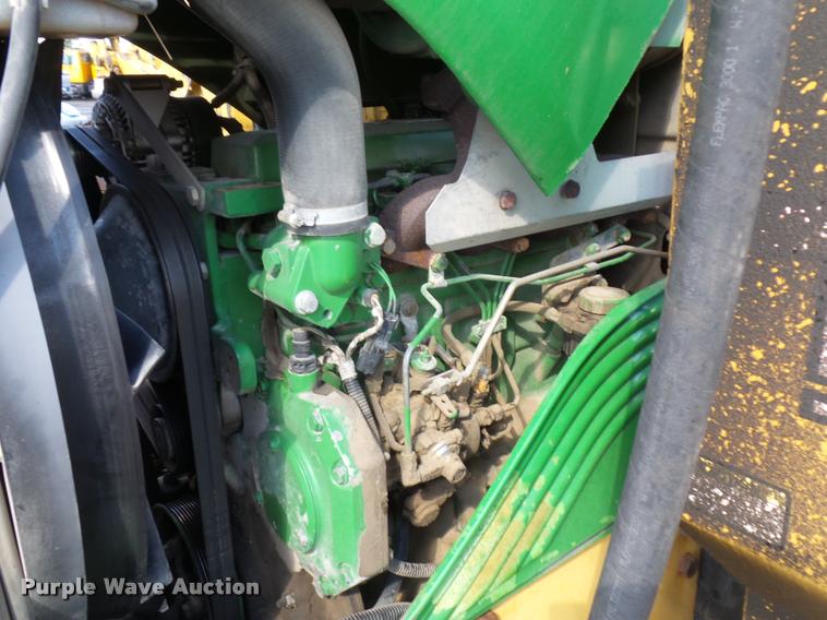 image for item L4646 2002 John Deere 6420 tractor