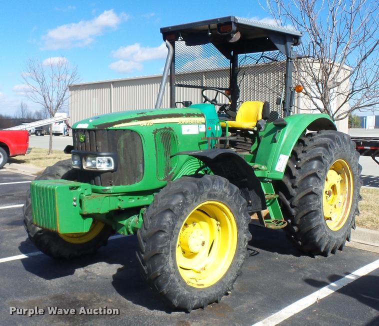 image for item L4647 2003 John Deere 6420 tractor