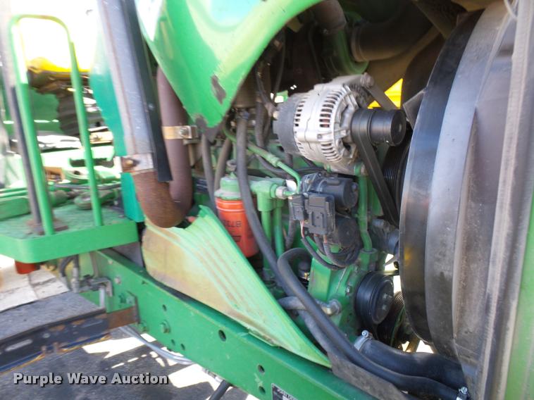 image for item L4647 2003 John Deere 6420 tractor