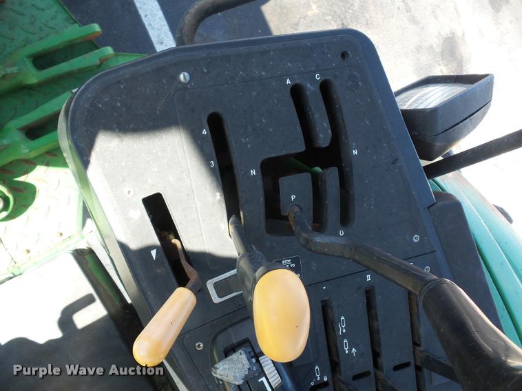 image for item L4647 2003 John Deere 6420 tractor